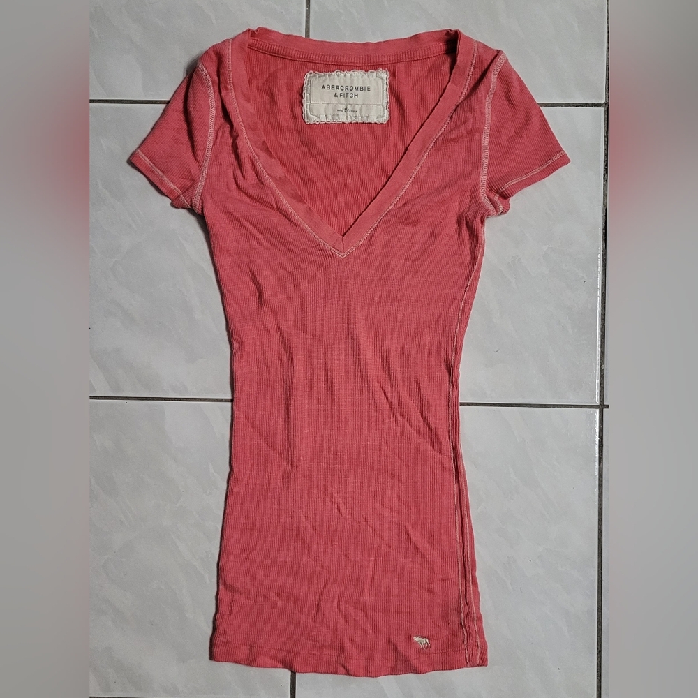 Abercrombie & Fitch Coral V-Neck Short Sleeve Top